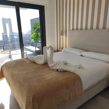 Apartment Skyline Infinity Eagle Tower *