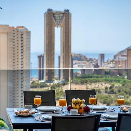 Skyline Infinity Eagle Tower 公寓 貝尼多姆
